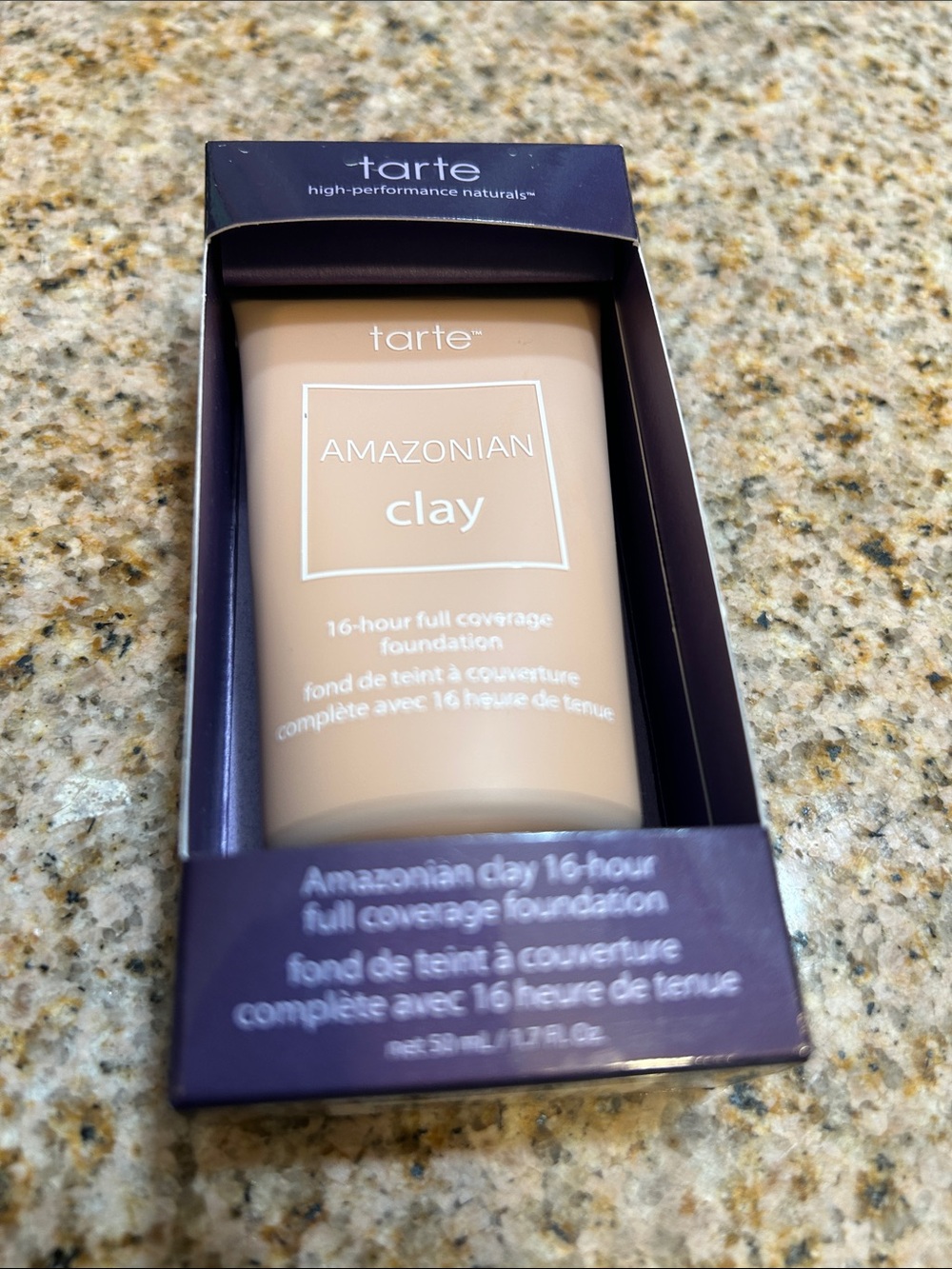 tarte Amazonian Clay Full Coverage Foundation -medium neutral
